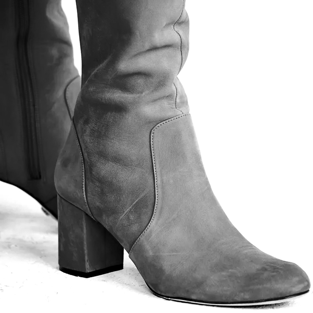 Sexy Chic SCHUTZ Black Suede Boots - Picture 13 of 15